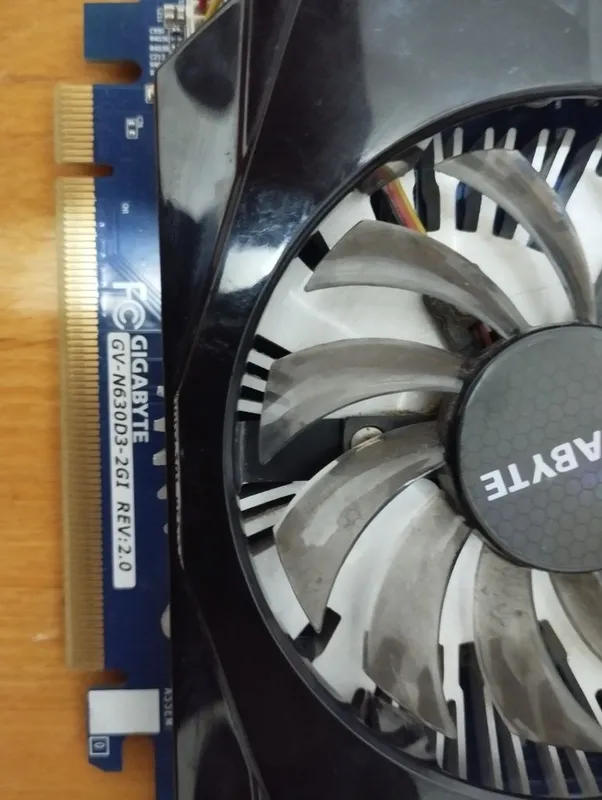 Продам видео карту gigabite 2ГБ — фото 1 Продам видео карту gigabite 2ГБ — фото 1