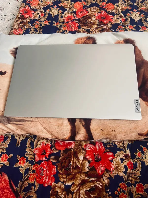 Ноутбук Lenovo 4 Ноутбук Lenovo 4