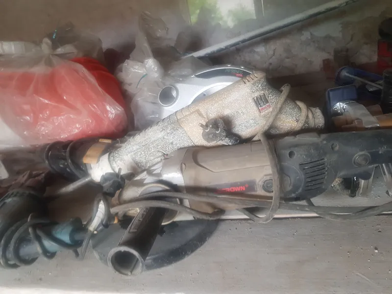 строительные инструменты в ассортименте — фото 4