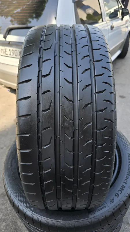 245/45/R19 continental 4