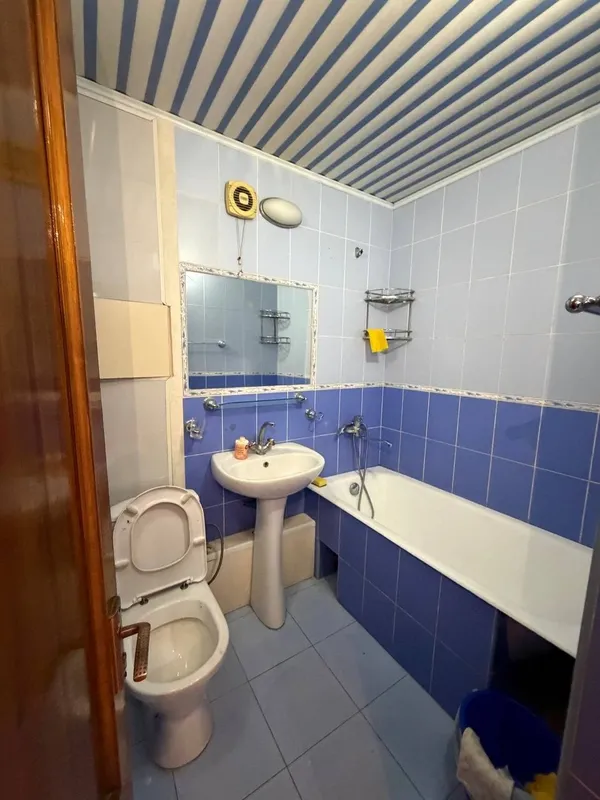 3/2/4 Kvartira sotiladi, g‘ishtli uy, balkon, yaqinida maktablar va bolalar bog‘chasi 8