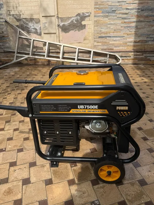 Генератор UBAY UB7500E
