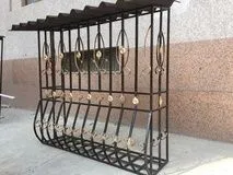 #К1 Установка решеток на окна и козырьков 5