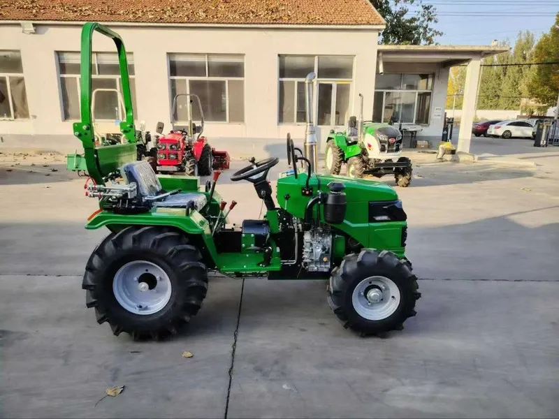Mini traktor. Мини трактор.