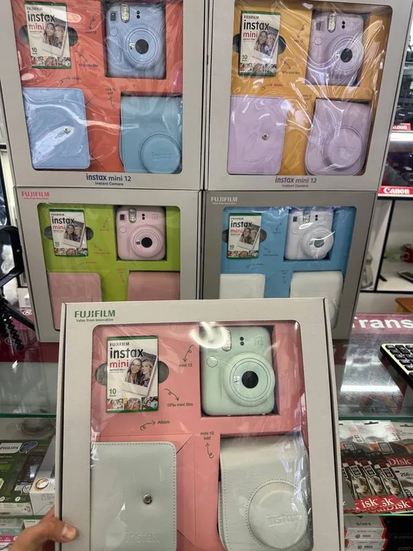 Новый Fujifilm Instax mini 12 Подарочный набор