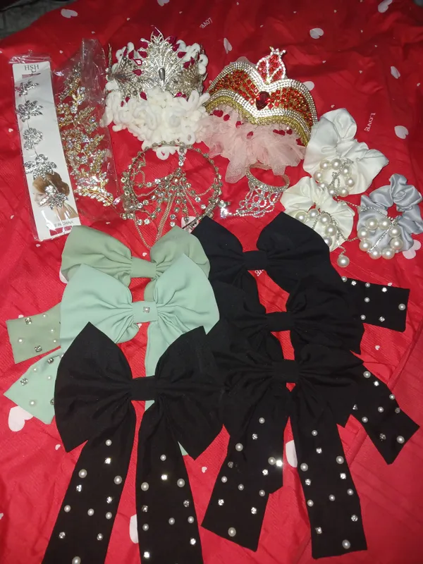 Taqinchoqlar sotiladi yangi ishlatilmagan