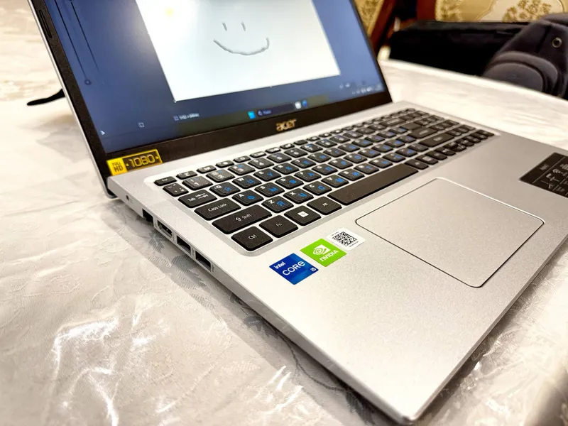 Ноутбук Acer Aspire 3 — фото 1