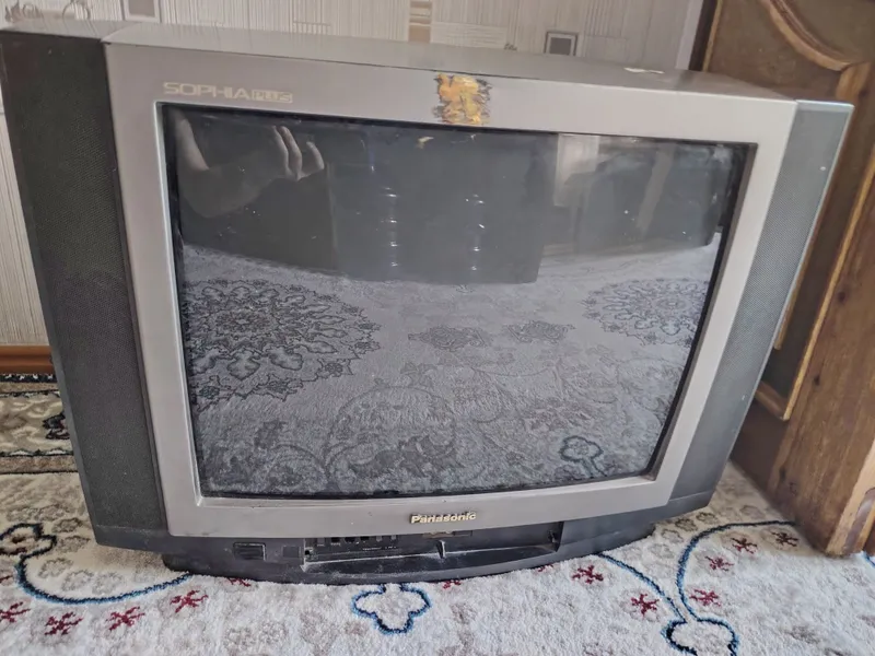 Продаю телевизор Panasonic и DVD dolby digital bbk 1 Продаю телевизор Panasonic и DVD dolby digital bbk 1