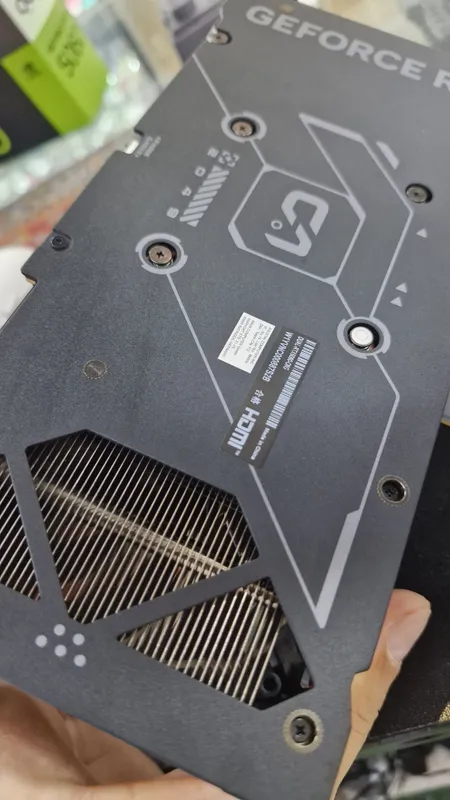 ASUS DUAL GeForce RTX 5060 OC Edition 3 ASUS DUAL GeForce RTX 5060 OC Edition 3