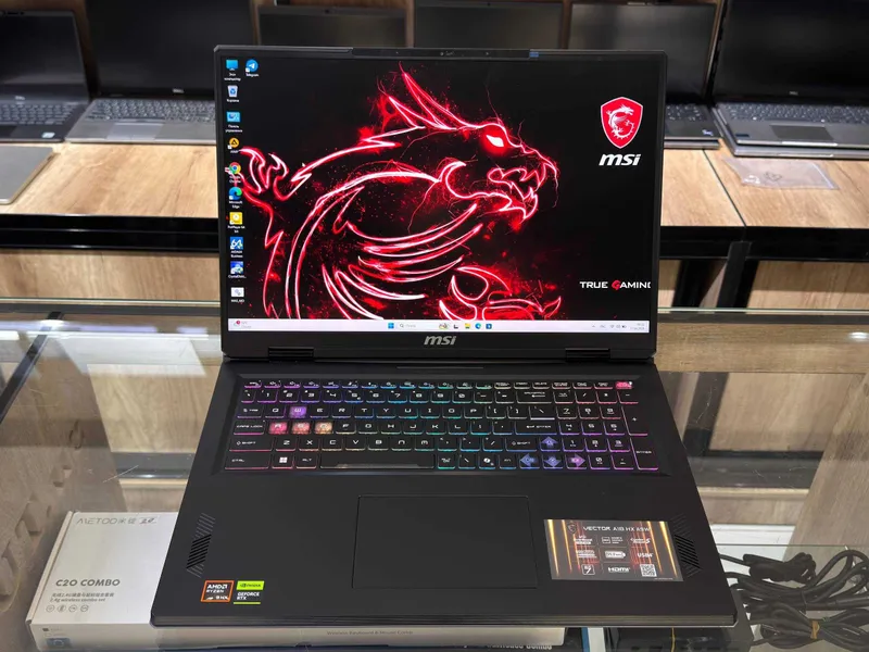 MSI VECTOR A18 AMD Ryzen 9 9955HX озу32гб 2T ssd Nvidio RTX 5080 — фото 3