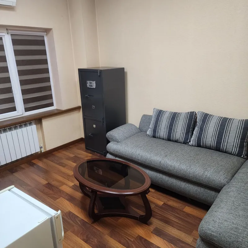 Сдается в аренду офисное помещение 455 кв.м. с мебелью — фото 3
