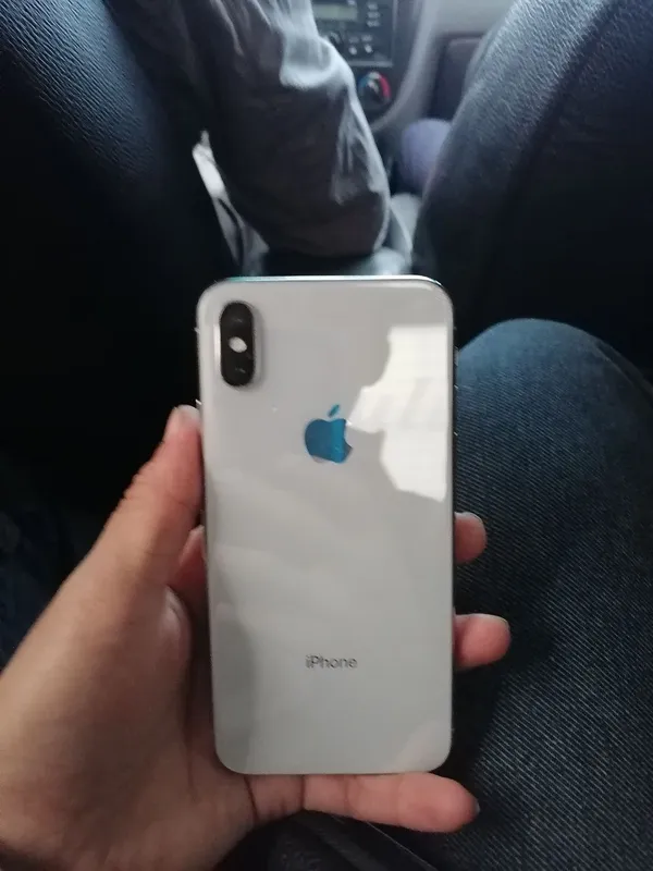 Продаётся iPhone X, память 64, цена 1 500 000, договоримся 3 Продаётся iPhone X, память 64, цена 1 500 000, договоримся 3