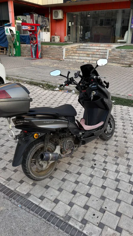 Sukuter yamaha tiger 4 Sukuter yamaha tiger 4