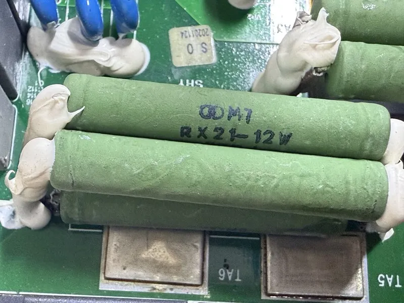 Силовая плата от частотного преоброзователя 4 Силовая плата от частотного преоброзователя 4