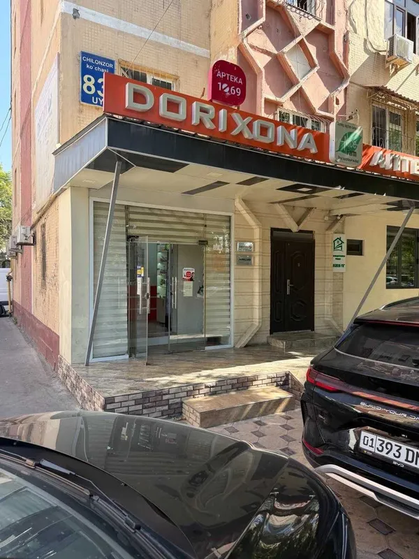 Сдается офис вдоль первой линии для (аптека, авиакасса, магазин) 1
