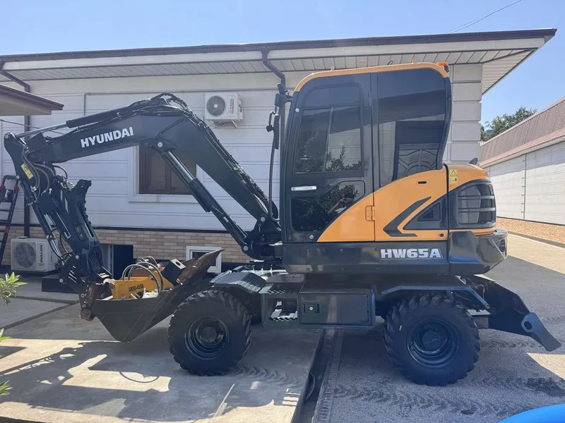 Exkavator HYUNDAI HW65A 2024-yil ishlagan soati 1372 7 Exkavator HYUNDAI HW65A 2024-yil ishlagan soati 1372 7