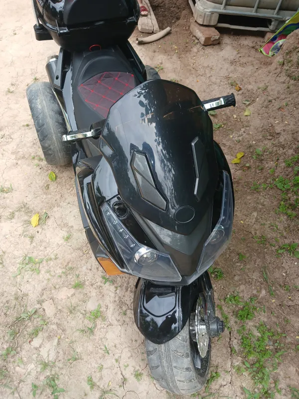 Motosikl sotiladi yengi 1 oy ham bolmadi olinganig