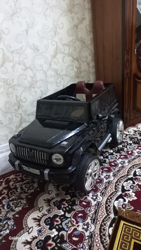 bolalar mashina uyinchog'i pultli
