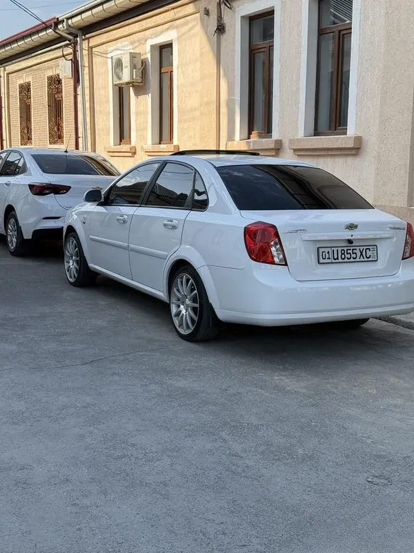 Lasetti 1.6, автомат 1 Lasetti 1.6, автомат 1
