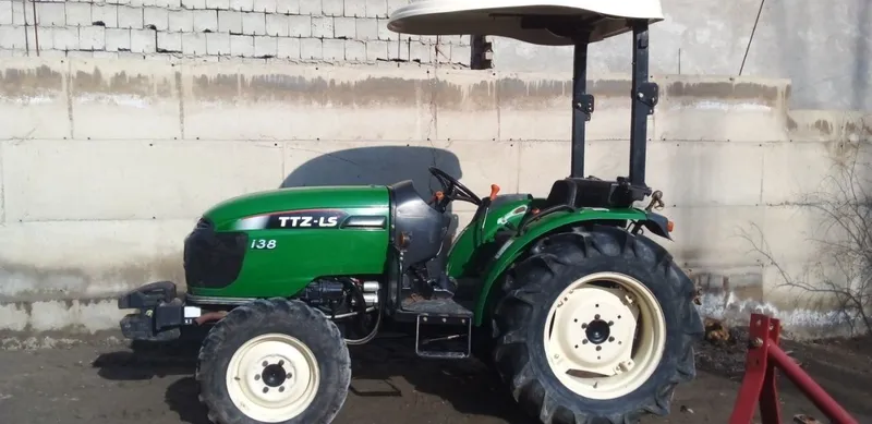 Mini traktor Ls i38