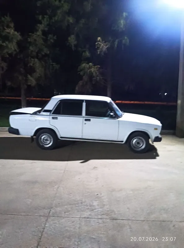 07 jiguliy sotiladi 2007 yil GAZ 3 07 jiguliy sotiladi 2007 yil GAZ 3