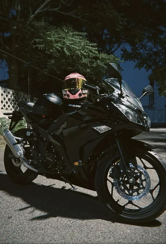 Kawasaki ninja 400 — фото 1