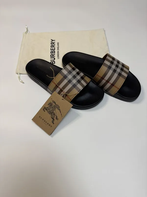 Burberry Тапочки 6 Burberry Тапочки 6