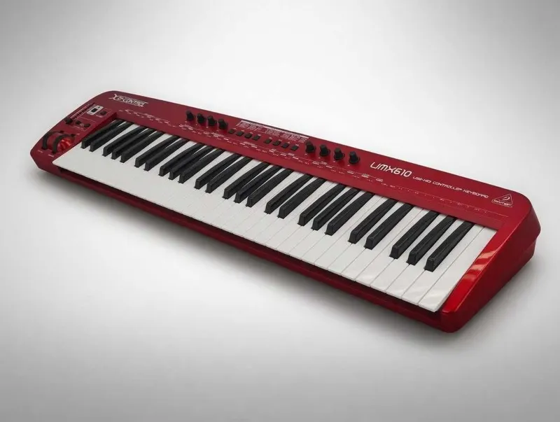 Behringer 61 klavishli MIDI klaviatura / Controller (yangidek holatda) — фото 1