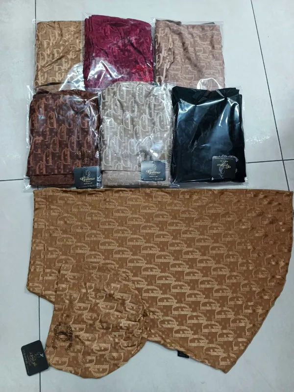 Tayyor kiyiladigan ro‘mol +shapkasi bilan birga — фото 2