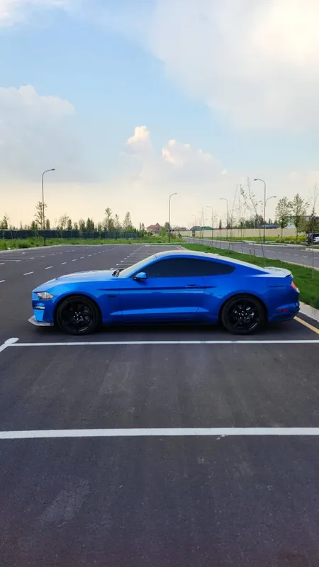 Ford Mustang GT Premium 2019, V8 5.0L, 40 000 km, 460 ot kuchi 2 Ford Mustang GT Premium 2019, V8 5.0L, 40 000 km, 460 ot kuchi 2