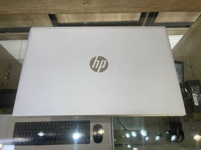 HP ProBook 450, sensorli, Intel Core i7-1255U, 16 GB tezkor xotira, 256 GB SSD 3 HP ProBook 450, sensorli, Intel Core i7-1255U, 16 GB tezkor xotira, 256 GB SSD 3