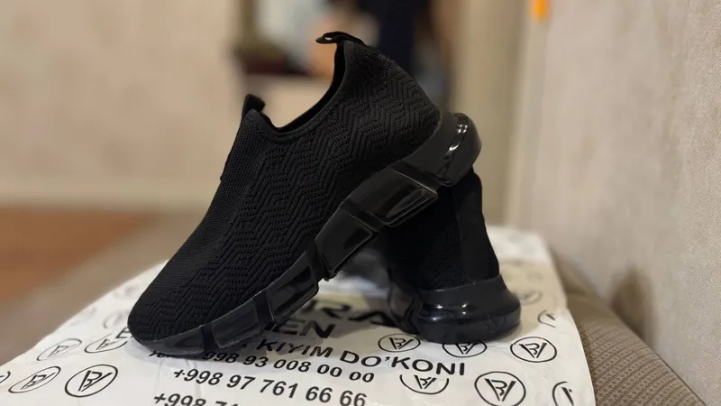 Skechers 40 razmer