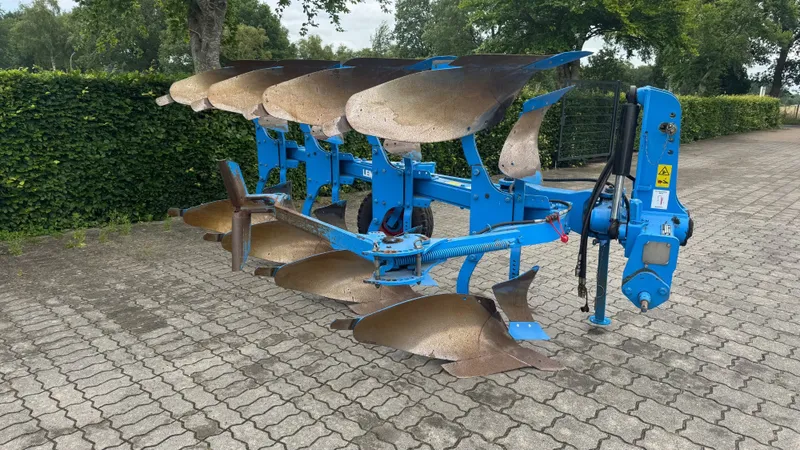 Lemken Europal 7 Case Puma, John Deere, Belarus, Claas Arion. 3 Lemken Europal 7 Case Puma, John Deere, Belarus, Claas Arion. 3