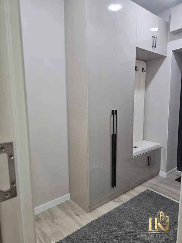 2 xonali kvartira sotiladi, 56 m², Yakkasaroy tumani (mo‘ljal: Askiya bozori) 9