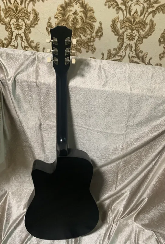 Akustik gitara 4