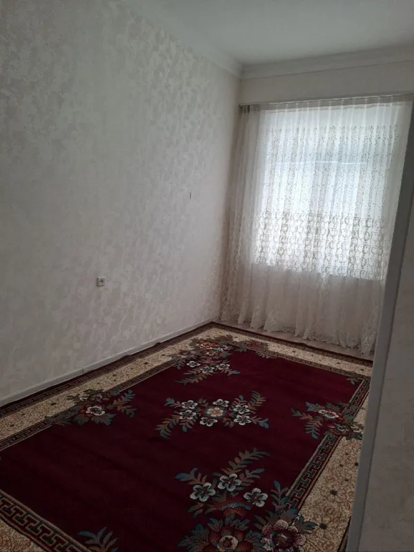Gilam sotiladi 2.50×4 metr
