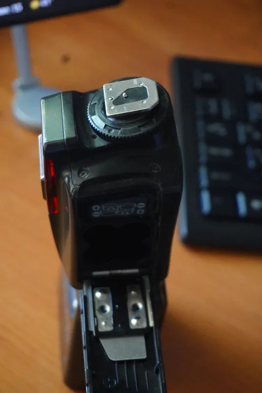 вспышка yongnuo yn-560 iii 4 вспышка yongnuo yn-560 iii 4