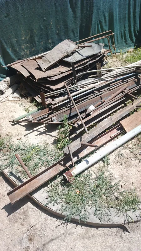 Quvurlar, burchak va shveller sotaman, shoshilinch 1