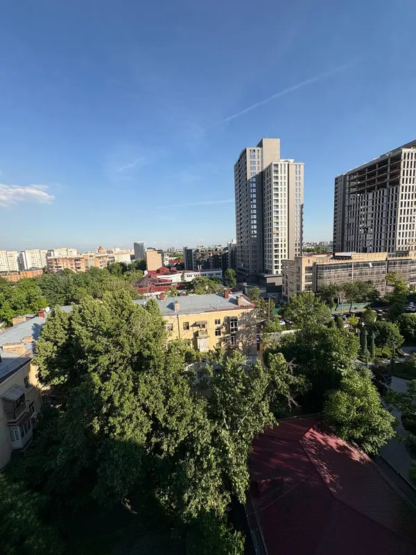 Продаётся 3-комнатная квартира в новостройке (white box), Мирабадский район 7