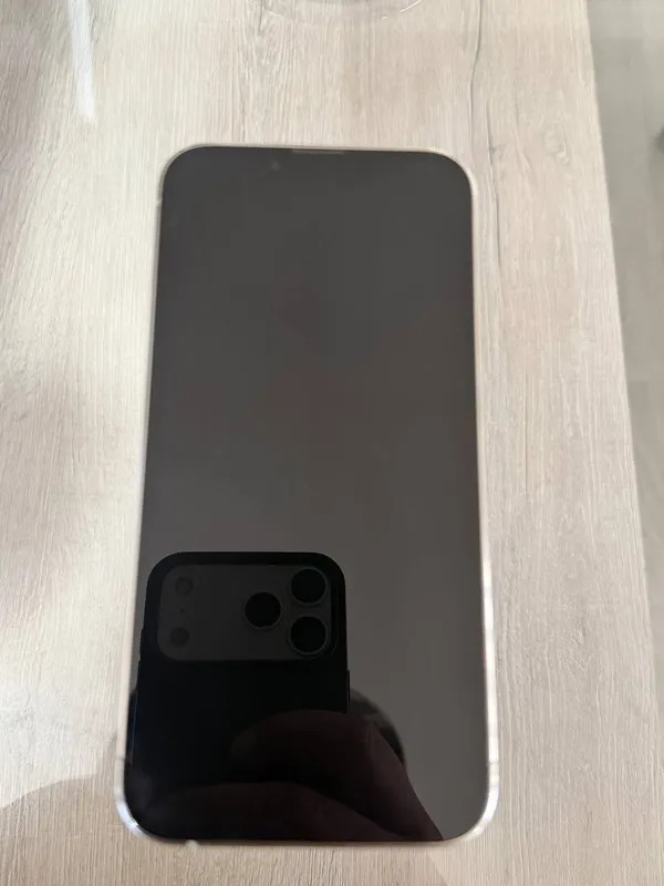 iPhone 13 pro sotiladi narxi 470$ 2 iPhone 13 pro sotiladi narxi 470$ 2