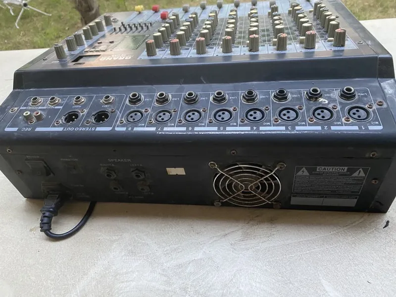 GRAND Professional Mixer P8-USB mikser pulti kuchaytirgich: 2 GRAND Professional Mixer P8-USB mikser pulti kuchaytirgich: 2