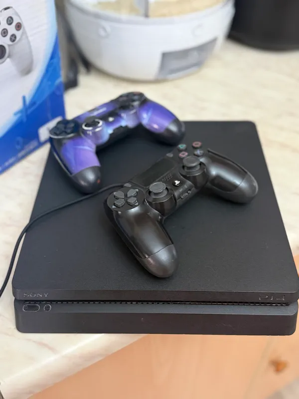Playstation Plus PS4 — фото 1