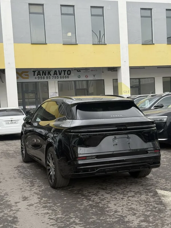 Zeekr 7X Ultra 2026 restyling sotuvda tayyor eng arzon narxlarda — фото 2