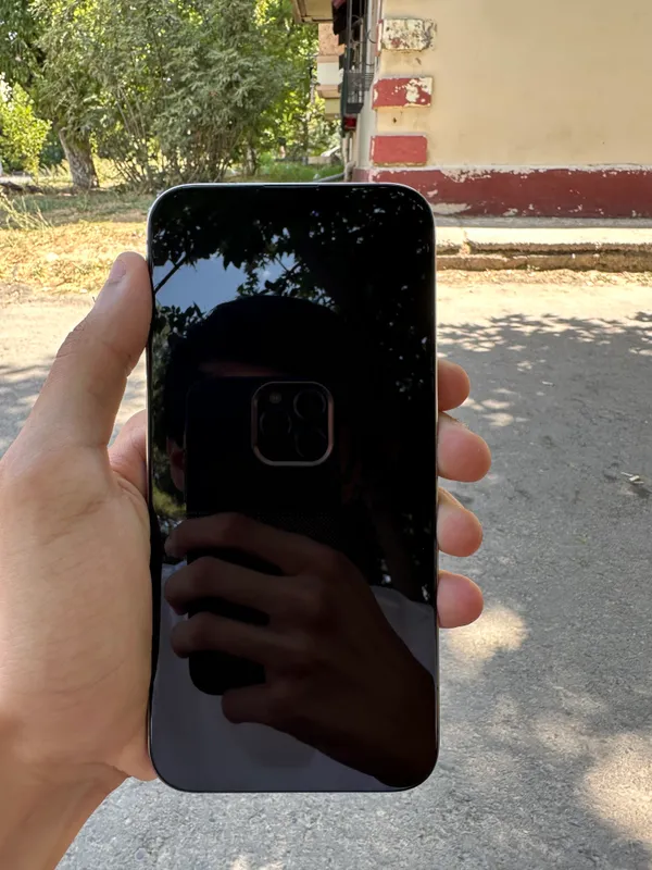 Iphone 15 Pro Max 4
