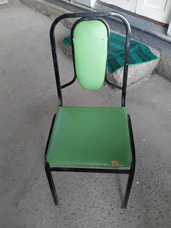 Stullar sotiladi 2