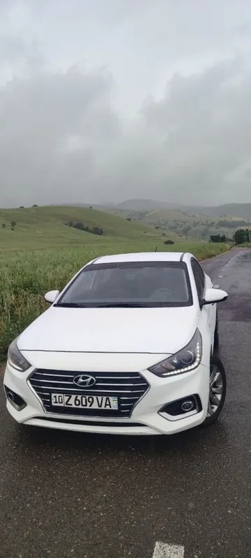 Hyundai accent xolati ideal 3