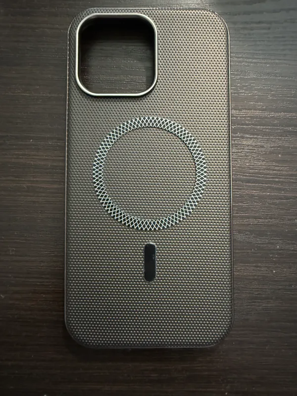 Чехол для iPhone 16 Pro Max 1