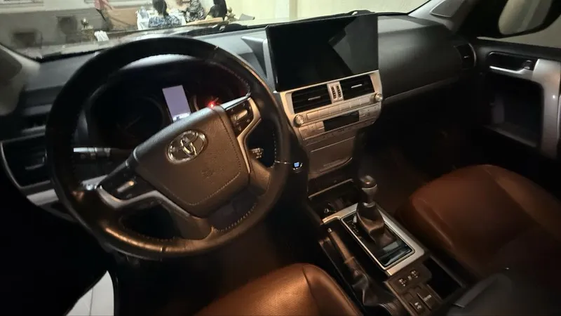 Land Cruiser Prado 150