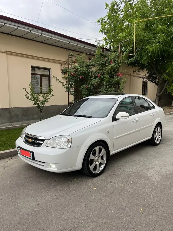 Lasetti 1.8 Avtomat