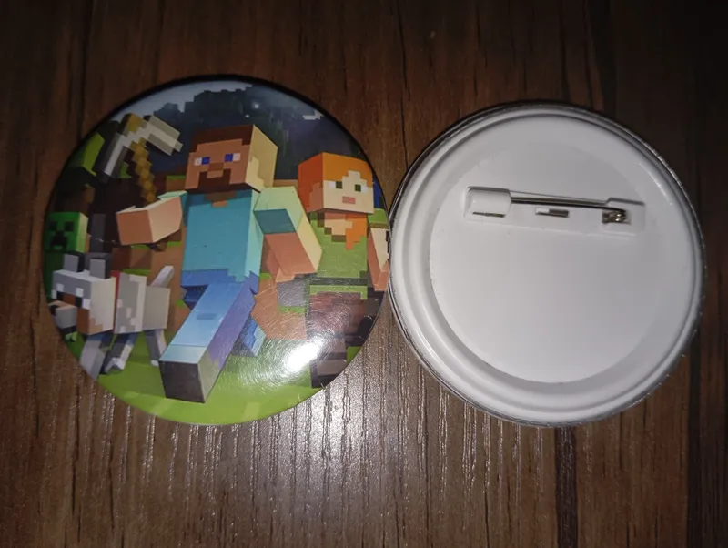 58 mm «Among Us» va «Minecraft» nishoni 2 58 mm «Among Us» va «Minecraft» nishoni 2